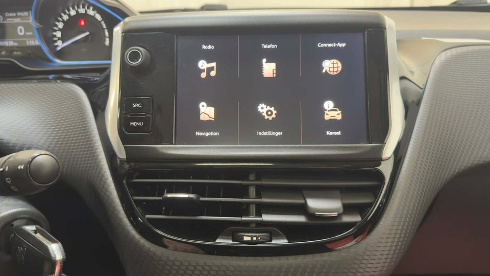 Peugeot 2008 1,2 e-THP 110 Allure Sky 5d