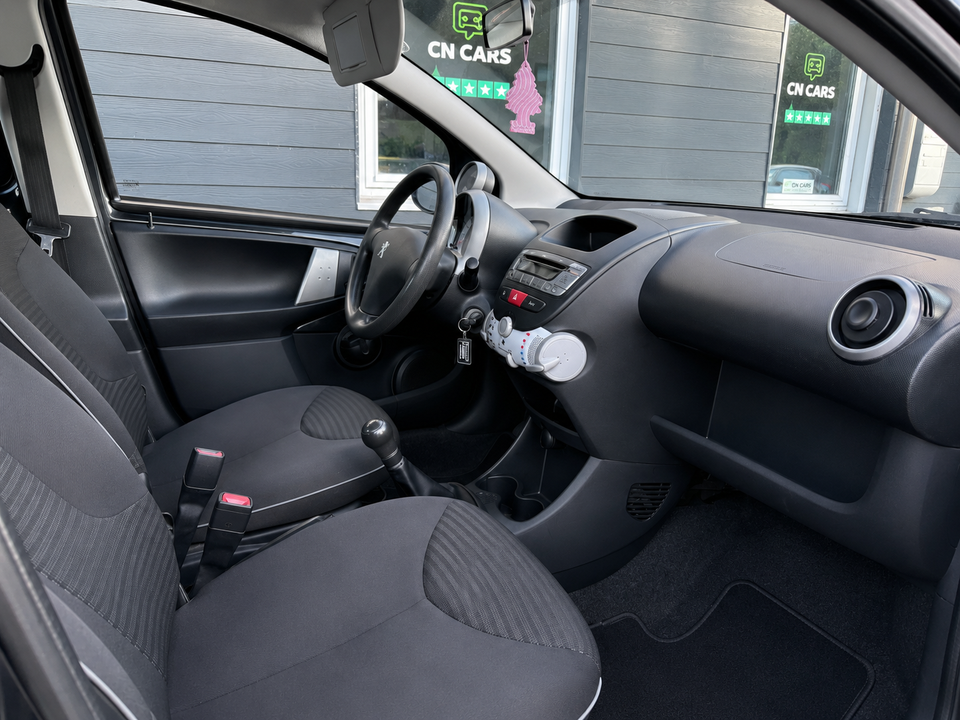 Peugeot 107 1,0 Active 5d