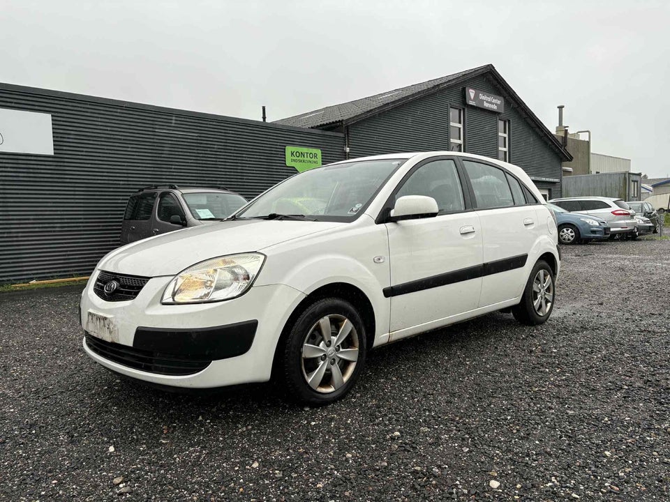 Kia Rio 1,4 Active 5d