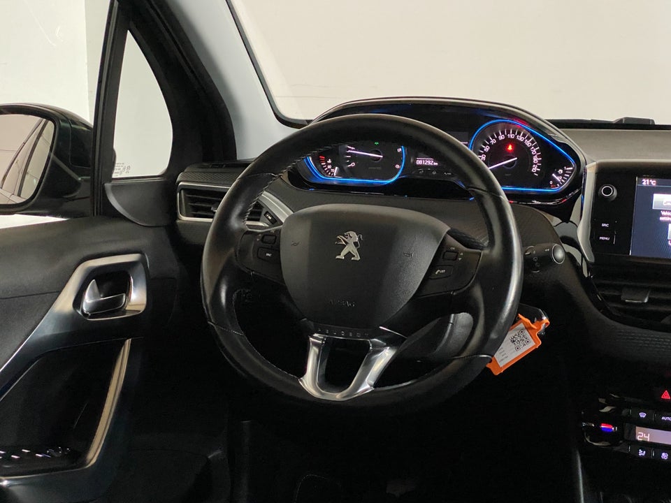 Peugeot 2008 1,6 BlueHDi 100 Allure 5d