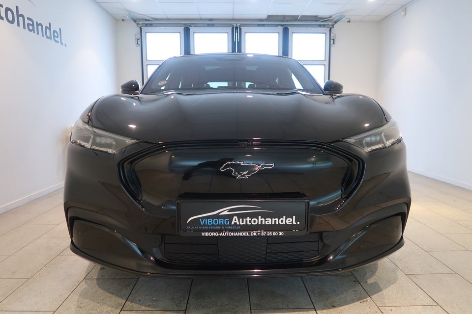 Ford Mustang Mach-E 98 Premium Extended Range AWD 5d