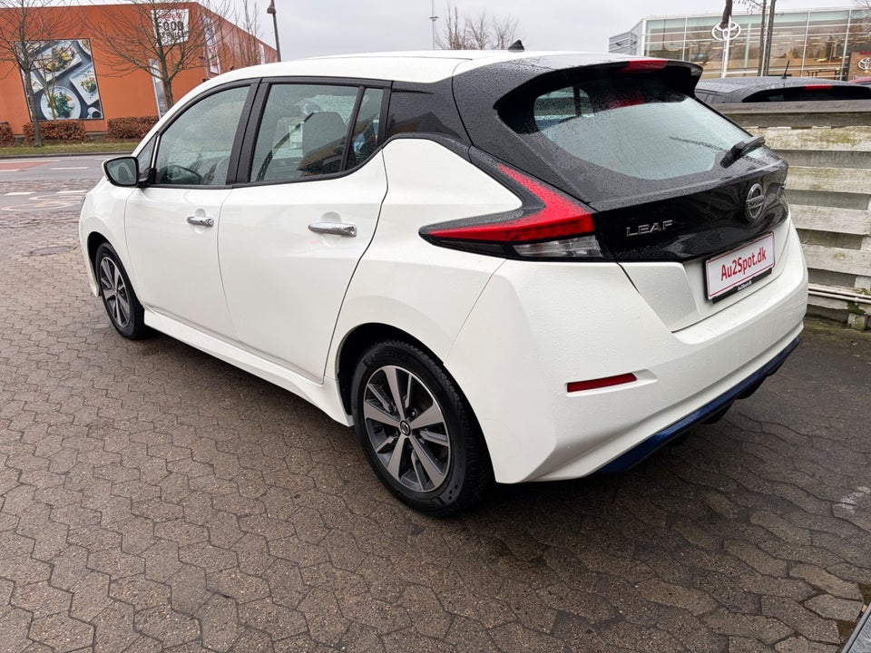 Nissan Leaf 40 Acenta 5d