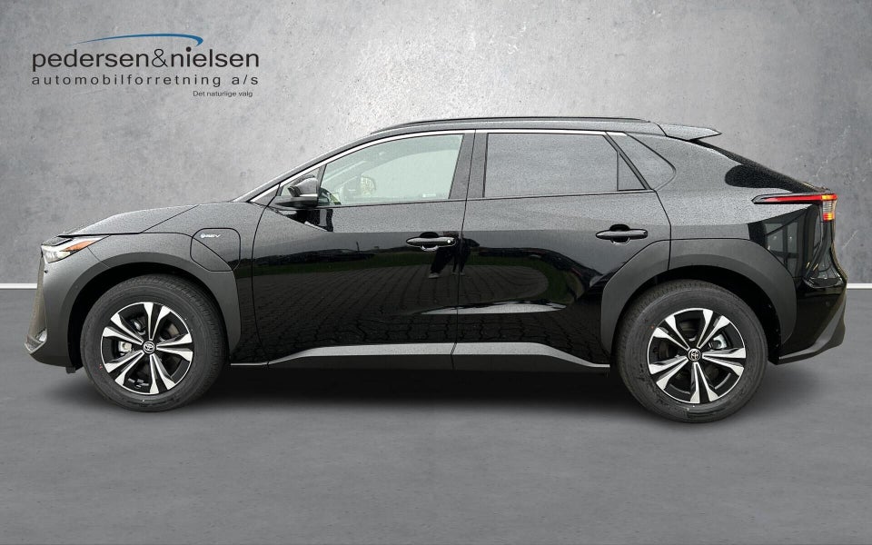 Toyota bZ4X Executive 5d