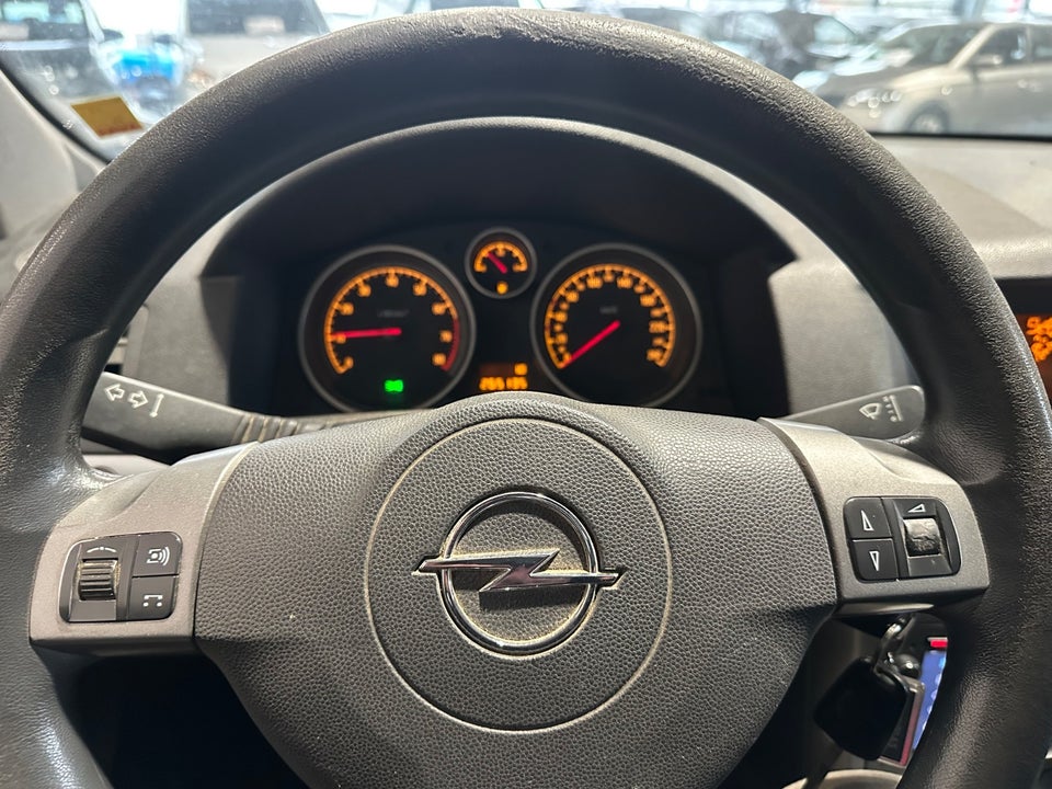 Opel Astra 1,6 16V Limited 5d