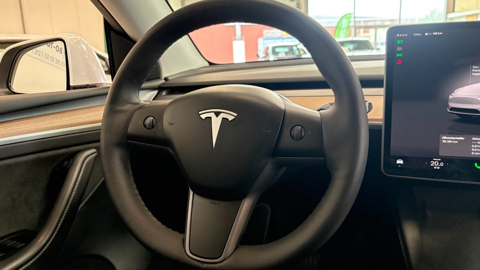 Tesla Model Y Long Range AWD 5d