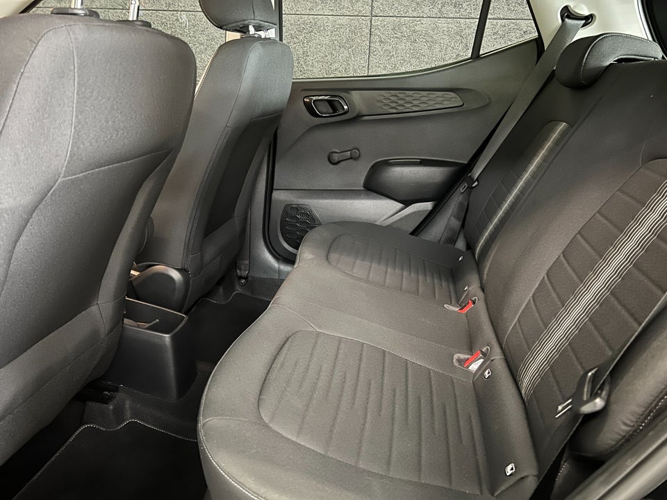 Hyundai i10 1,0 MPi Essential 5d