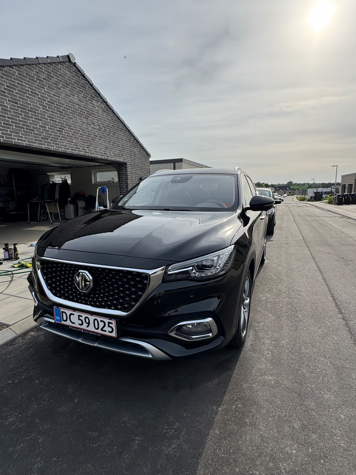 MG EHS 1,5 PHEV Luxury 5d