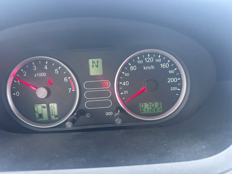 Ford Fiesta 1,4 Ghia aut. 5d