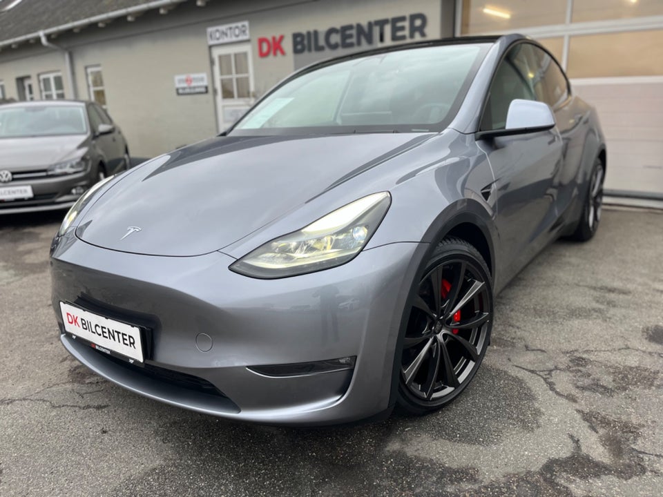 Tesla Model Y Performance AWD 5d