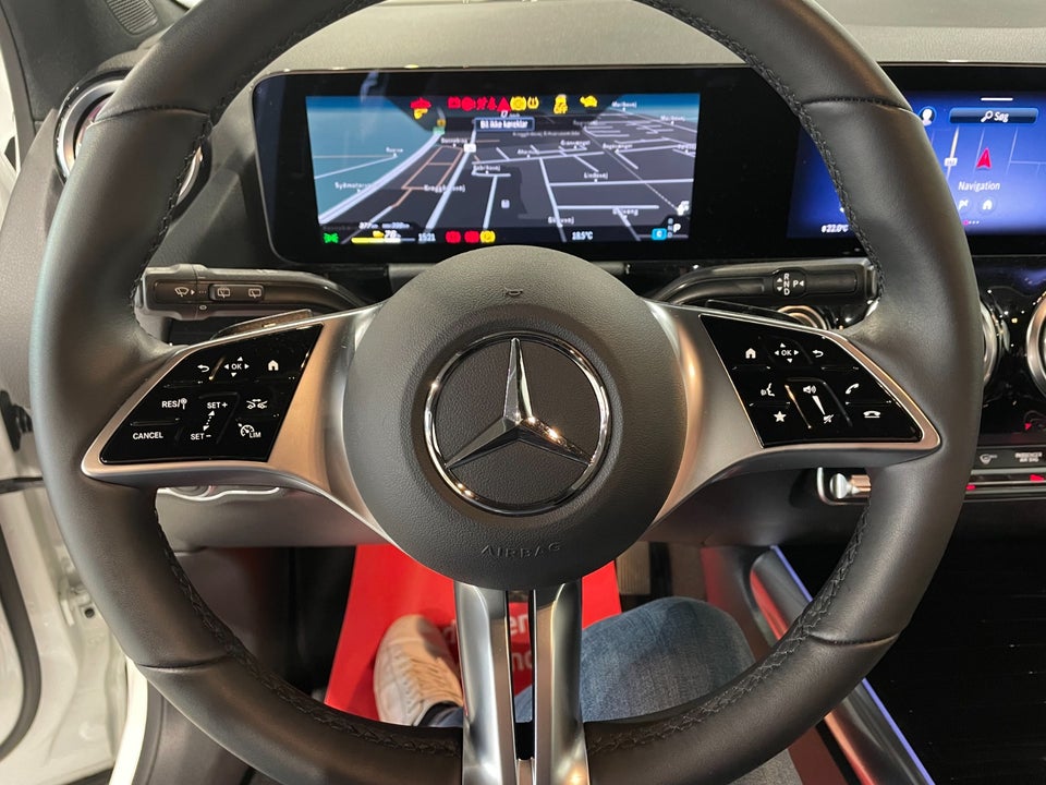 Mercedes EQA250 Progressive 5d