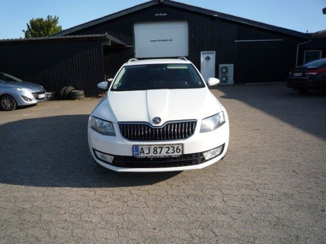 Skoda Octavia 1,4 TSi 140 Elegance Combi 5d