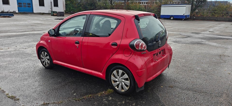 Toyota Aygo 1,0 VVT-i T1 5d
