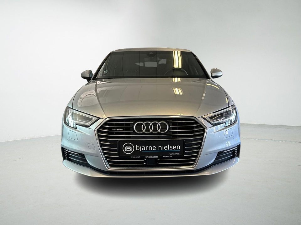 Audi A3 1,4 e-tron Sportback S-tr. 5d