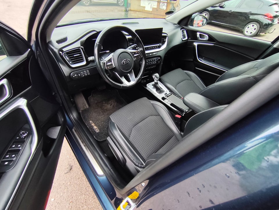 Kia Ceed 1,6 PHEV Upgrade Intro SW DCT 5d