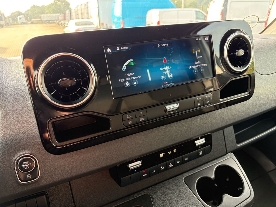 Mercedes Sprinter 319 3,0 CDi A2 Kassevogn aut. RWD