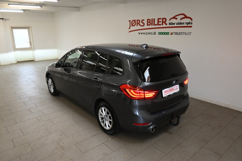 BMW 216i 1,5 Gran Tourer Connected 7prs 5d