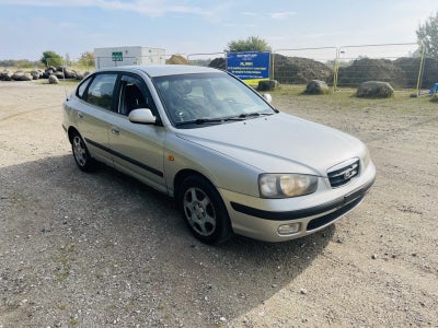 Annonce: Hyundai Elantra 1,6 GLS Air - Pris 19.900 kr.