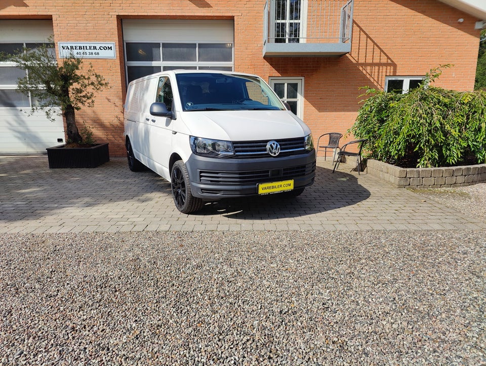 VW Transporter 2,0 TDi 150 Kassevogn DSG lang