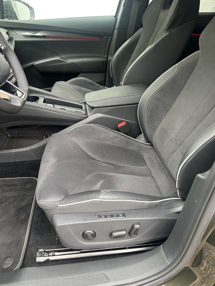 Skoda Enyaq 85 iV Sportline Advanced 5d