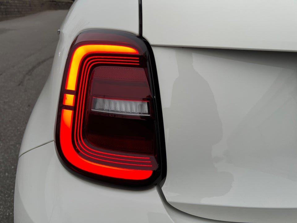 Fiat 500e 42 la Prima 3+1 4d