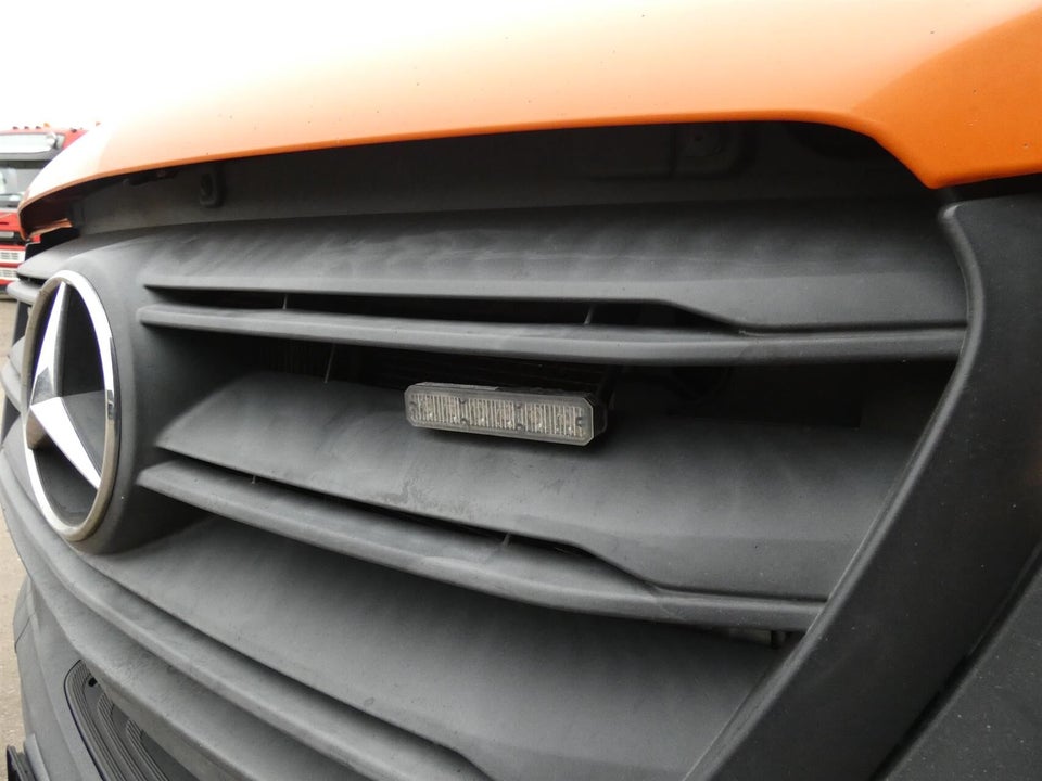 Mercedes Sprinter 319 3,0 CDi A3 Chassis aut. RWD 2d