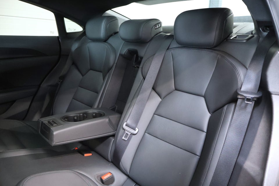 Audi e-tron GT quattro 4d