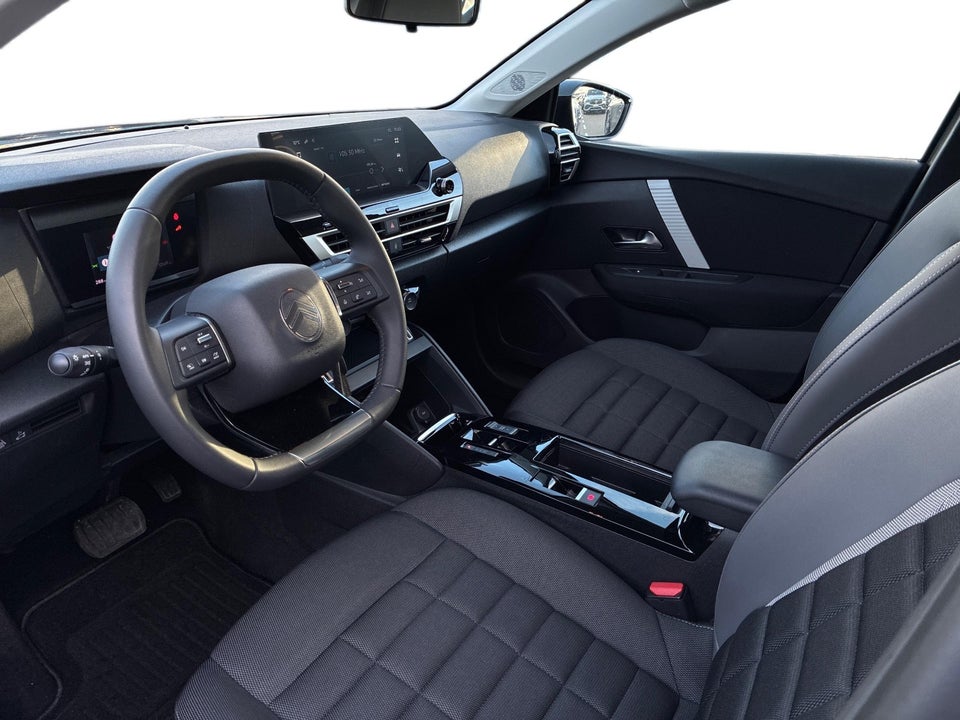 Citroën ë-C4 X 54 Plus 4d