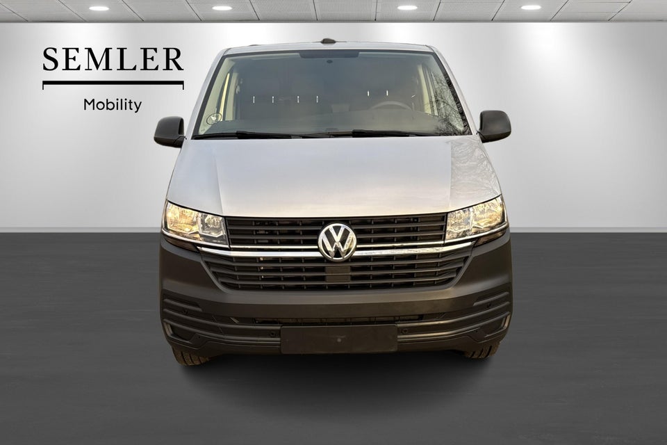 VW Transporter 2,0 TDi 150 Kassevogn lang