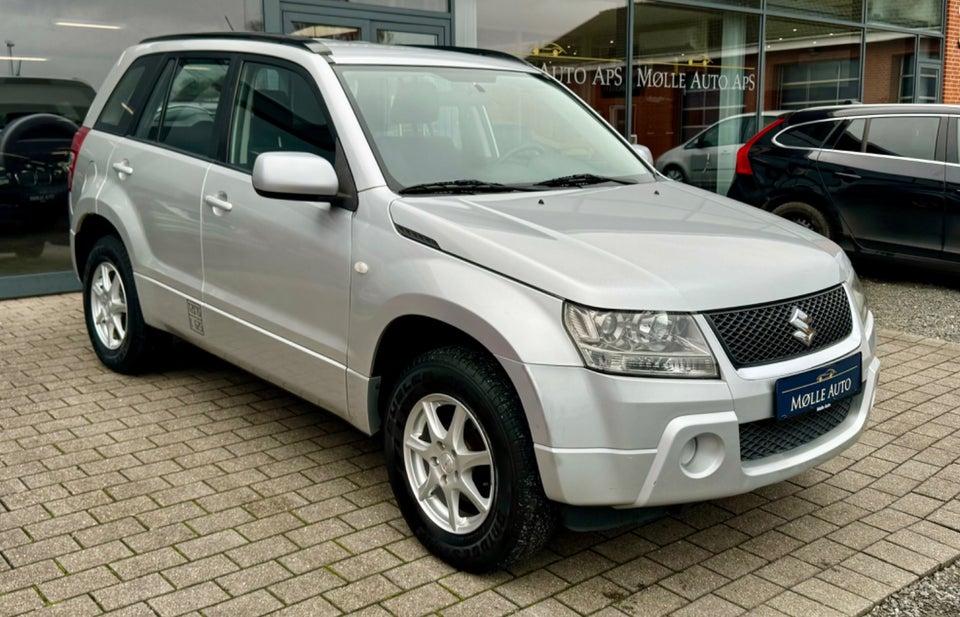 Suzuki Grand Vitara 2,0 GLX Van 5d