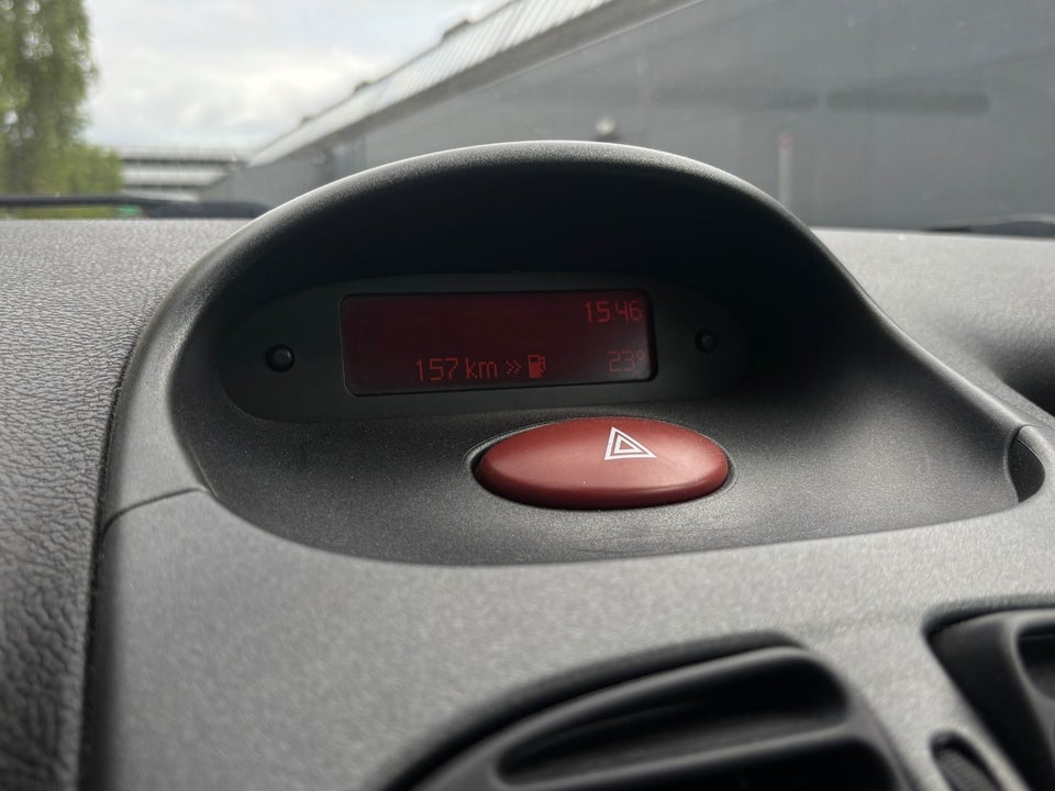 Peugeot 206 2,0 16V CC 2d