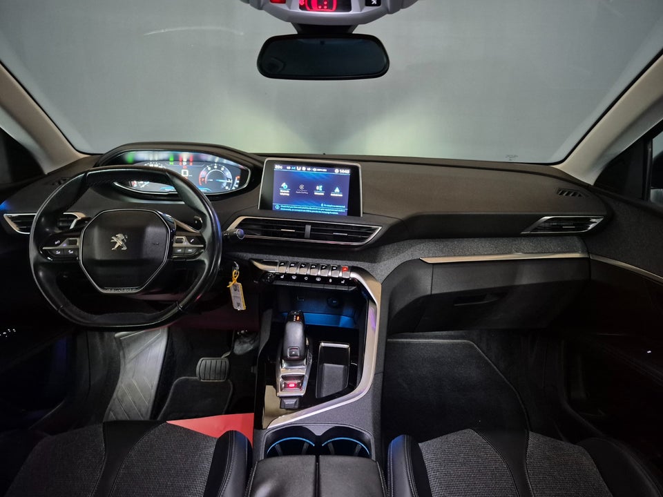 Peugeot 3008 1,2 e-THP 130 Allure EAT6 5d