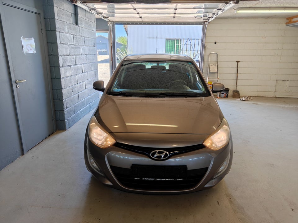 Hyundai i20 1,25 Comfort 5d
