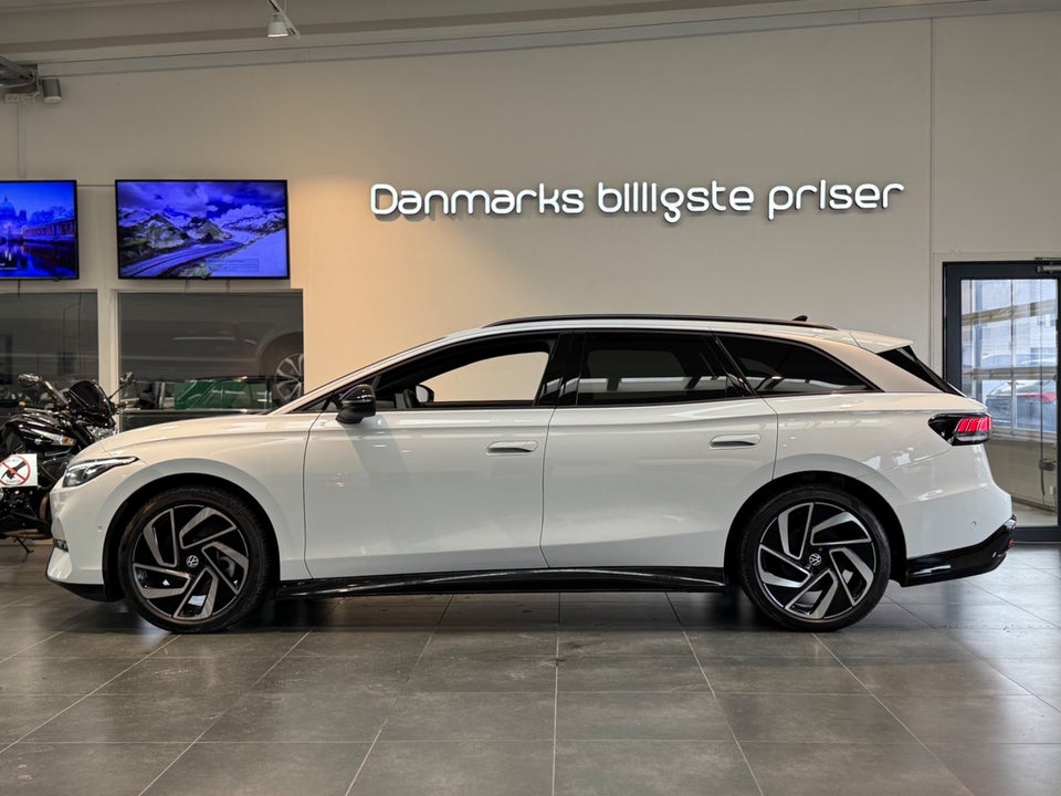 VW ID.7 77 Style Tourer 5d