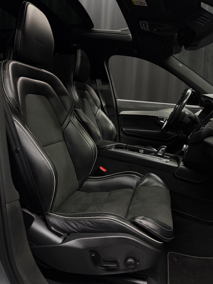 Volvo XC90 2,0 T8 390 R-Design aut. AWD 7prs 5d