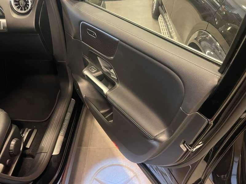 Mercedes EQB250 Progressive 5d