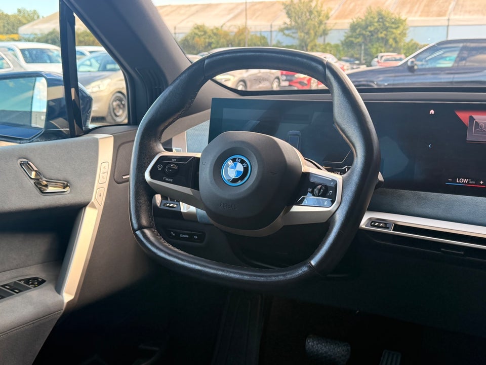 BMW iX xDrive40 5d