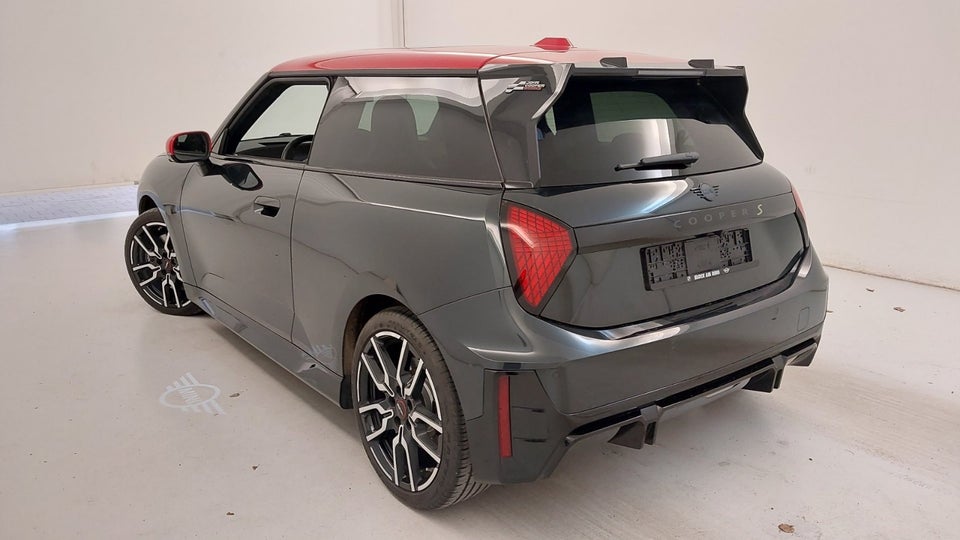 MINI Cooper SE JCW Trim XL 3d