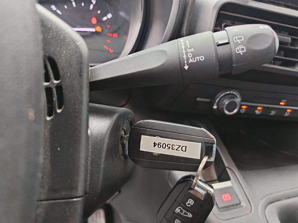 Toyota ProAce City 1,5 D 102 Medium Comfort 4d