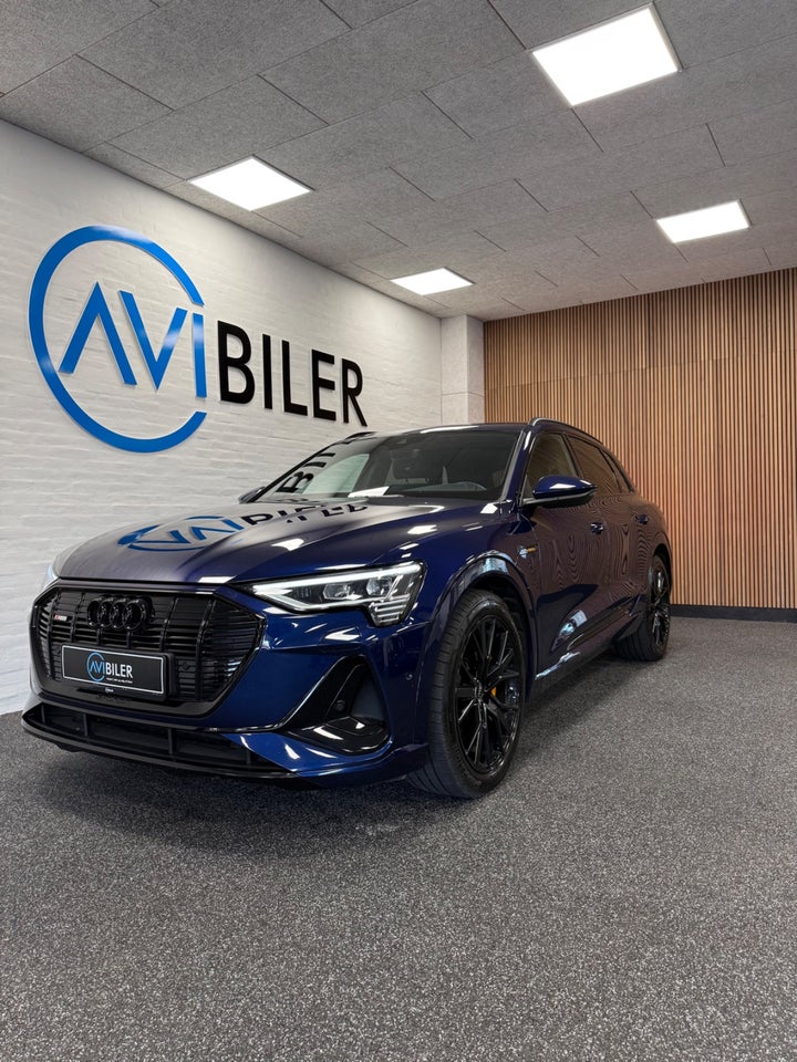 Audi e-tron 55 S-line quattro 5d