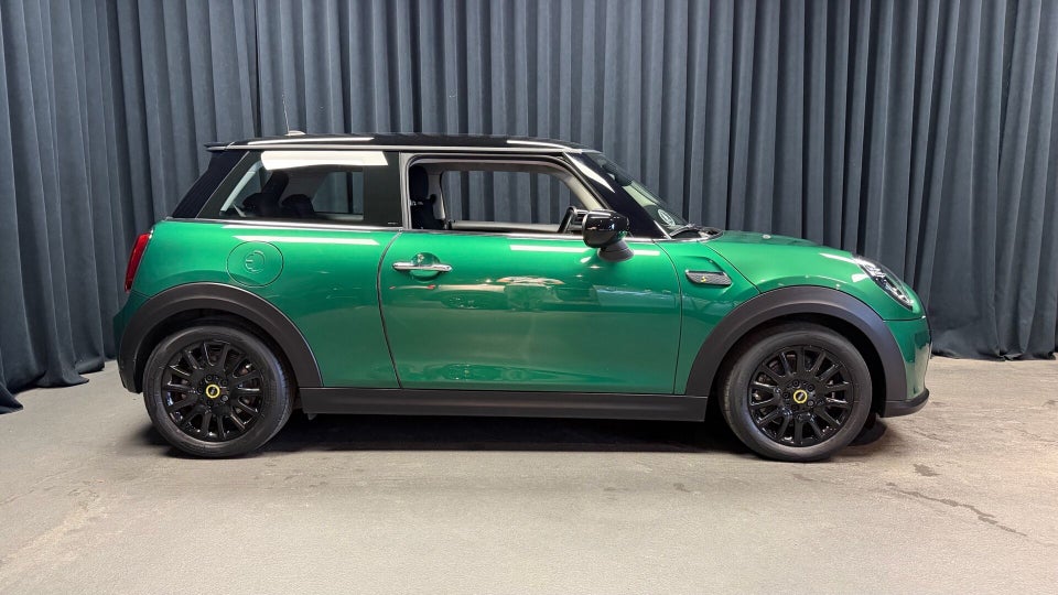 MINI Cooper SE Edition Premium 3d