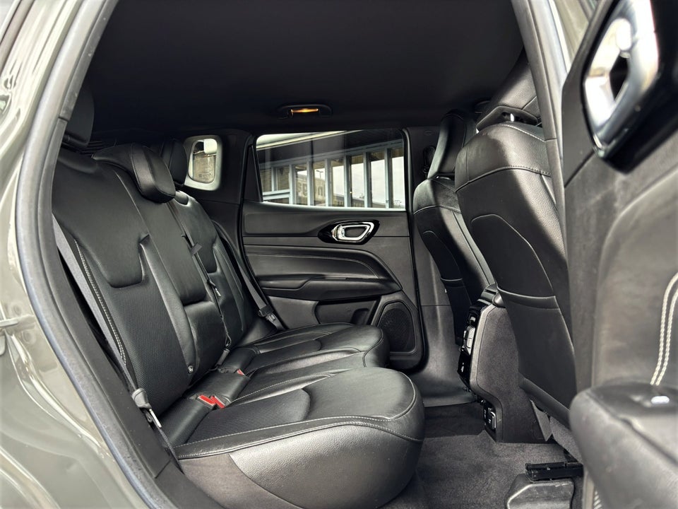 Jeep Compass 1,3 4xe S aut. 4x4 5d