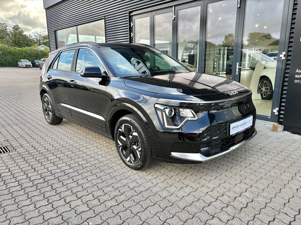 Kia Niro 64 EV Access Plus 5d