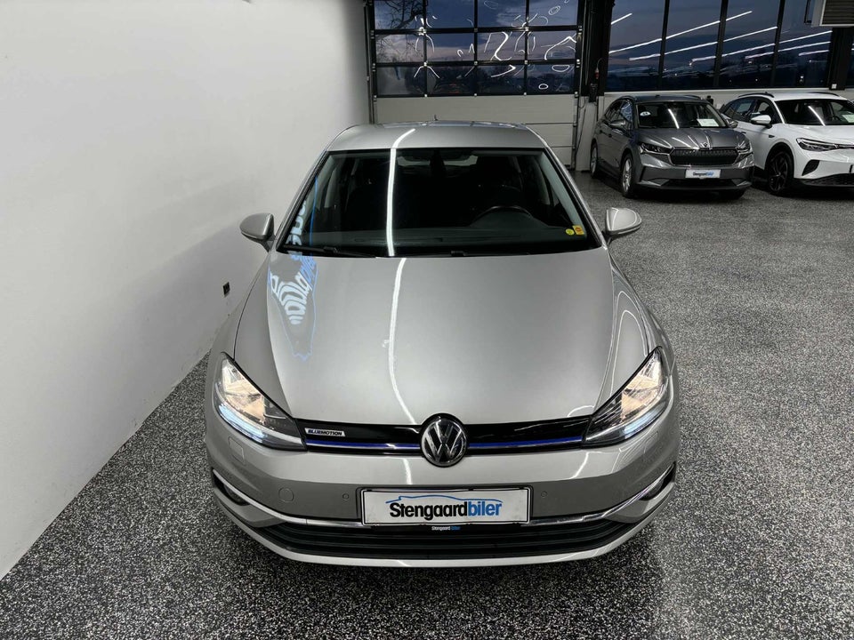 VW Golf VII 1,5 TSi 130 Comfortline DSG 5d