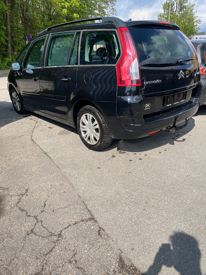 Citroën Grand C4 Picasso 1,8 16V Prestige 7prs 5d