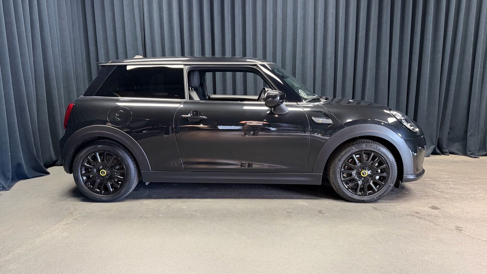 MINI Cooper SE Edition Premium 3d