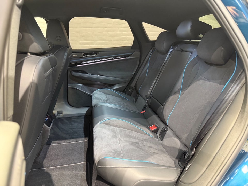 VW ID.7 77 Pro Business Premium 5d