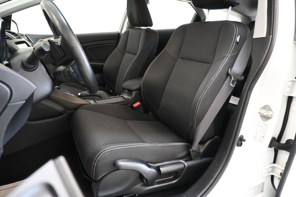 Honda Civic 1,8 i-VTEC Elegance Tourer aut. 5d