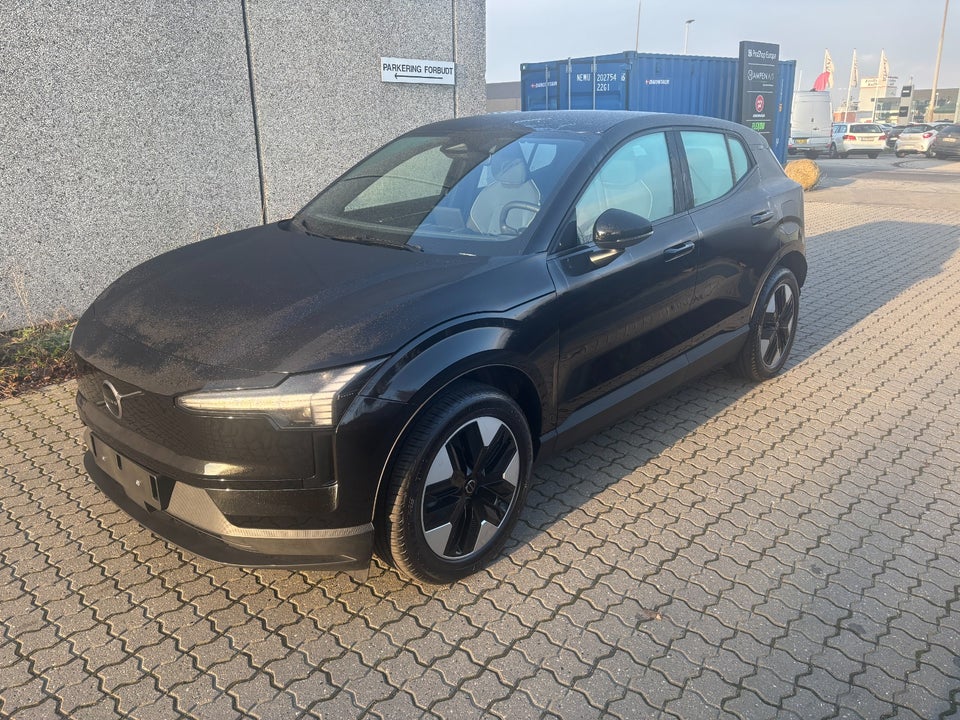 Volvo EX30 Extended Range Core 5d