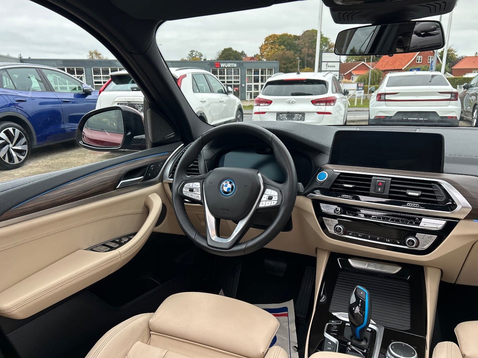 BMW iX3 Charged Plus 5d