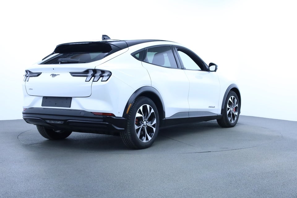 Ford Mustang Mach-E 91 Extended Range AWD 5d